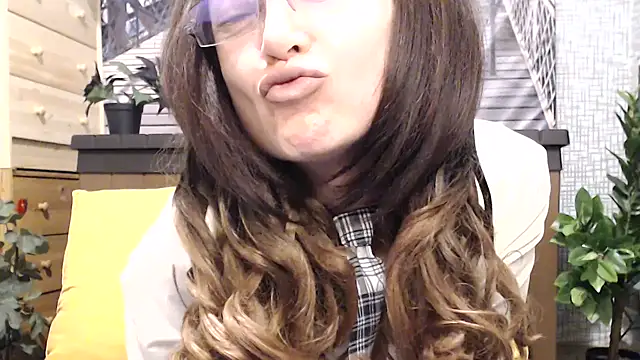 Snapshot of lilianleight chatting on July 3, 2026, 5:19 pm lilianleight online show from July 3, 2026, 5:19 pm