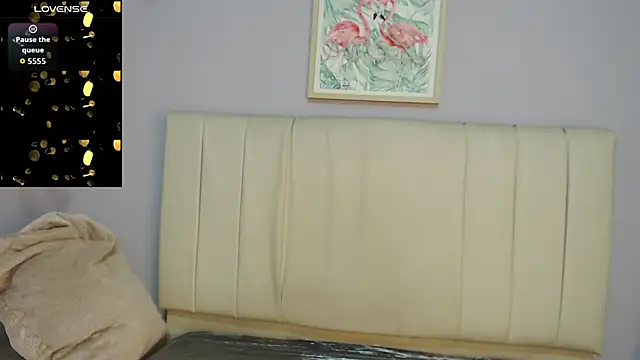 amy le01 online show from December 3, 2025, 1:42 pm