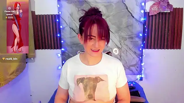 Hannaa32 online show from January 15, 2026, 8:41 am