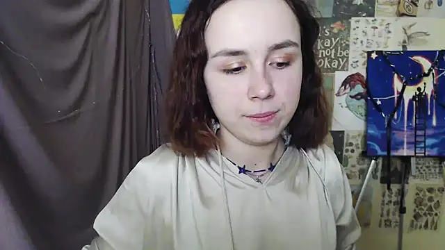 VeryVeryVeryShy  online show from February 25, 2025, 6:25 am