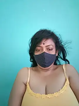 Snapshot of love_suman chatting on May 14, 2026, 1:45 am love suman online show from May 14, 2026, 1:45 am