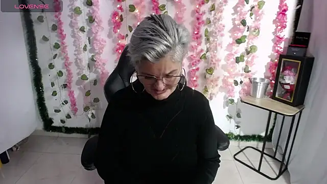 bety-cum2 online show from February 15, 2025, 11:50 am