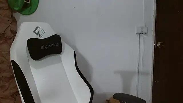 Snapshot of bety-cum2 chatting on March 1, 2026, 12:56 am bety-cum2 online show from March 1, 2026, 12:56 am