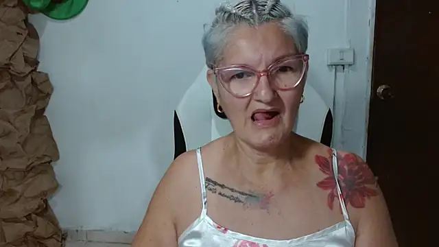 Snapshot of bety-cum2 chatting on March 2, 2026, 8:54 am bety-cum2 online show from March 2, 2026, 8:54 am