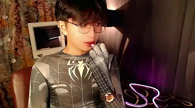 Snapshot of Sexy_Handsome_Drex chatting on December 19, 2024, 7:51 am Sexy Handsome Drex online show from December 19, 2024, 7:51 am