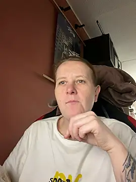 Snapshot of wetgerman_2 chatting on April 17, 2026, 2:09 pm wetgerman 2 online show from April 17, 2026, 2:09 pm