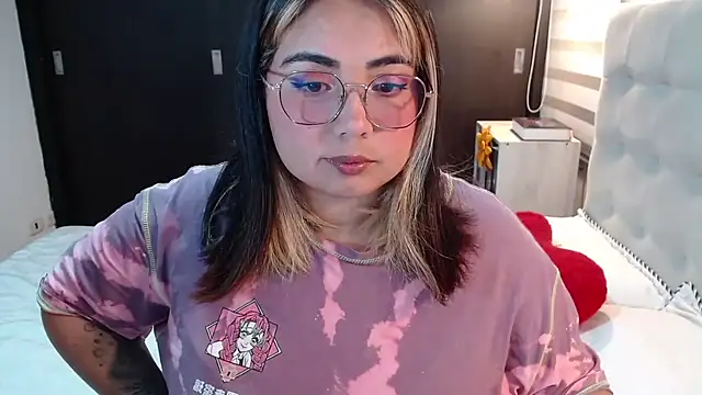 yini angel online show from July 23, 2026, 1:08 am