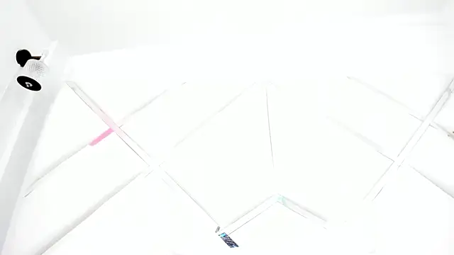 AgathaPember online show from February 9, 2025, 7:19 pm