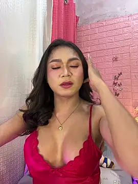 Snapshot of Mast3rOfDesire chatting on May 10, 2026, 2:33 pm Mast3rOfDesire online show from May 10, 2026, 2:33 pm