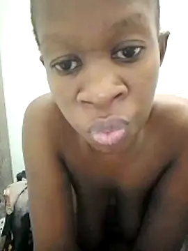 Snapshot of africanpussy22 chatting on March 26, 2026, 5:46 am africanpussy22 online show from March 26, 2026, 5:46 am