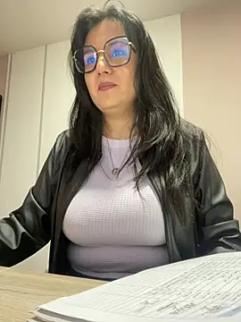 SWEETLILY18 online show from February 10, 2025, 11:04 am