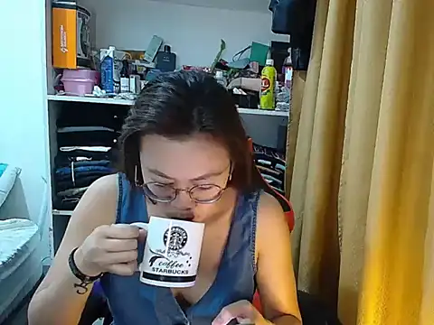 crizzybel online show from February 6, 2026, 7:06 pm