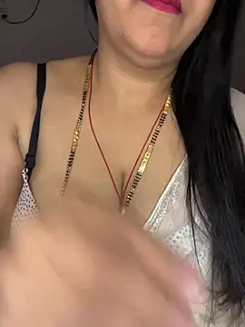 Snapshot of Zoya_Varma004 chatting on October 28, 2025, 5:22 am Zoya Varma004 online show from October 28, 2025, 5:22 am