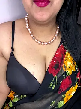 Snapshot of Zoya_Varma004 chatting on December 22, 2025, 6:10 am Zoya Varma004 online show from December 22, 2025, 6:10 am