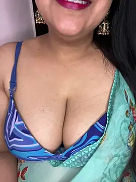Snapshot of Zoya_Varma004 chatting on March 10, 2026, 7:13 am Zoya Varma004 online show from March 10, 2026, 7:13 am