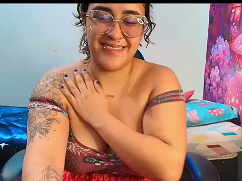 Snapshot of Karol_naughty chatting on May 30, 2026, 1:30 pm Karol naughty online show from May 30, 2026, 1:30 pm