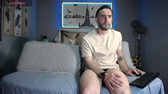 Snapshot of Danny_hot_fun chatting on August 8, 2026, 4:58 am Danny hot fun online show from August 8, 2026, 4:58 am