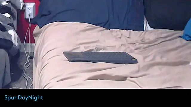 Spundaynightxh online show from September 29, 2025, 8:30 am