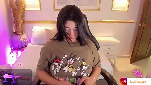 lucy26  online show from March 18, 2025, 2:25 am