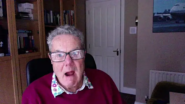 Snapshot of Oldpistolpete chatting on December 4, 2024, 2:04 pm Oldpistolpete online show from December 4, 2024, 2:04 pm