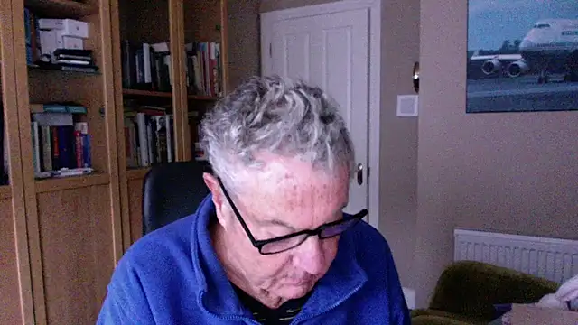 Snapshot of Oldpistolpete chatting on February 10, 2025, 9:36 am Oldpistolpete online show from February 10, 2025, 9:36 am