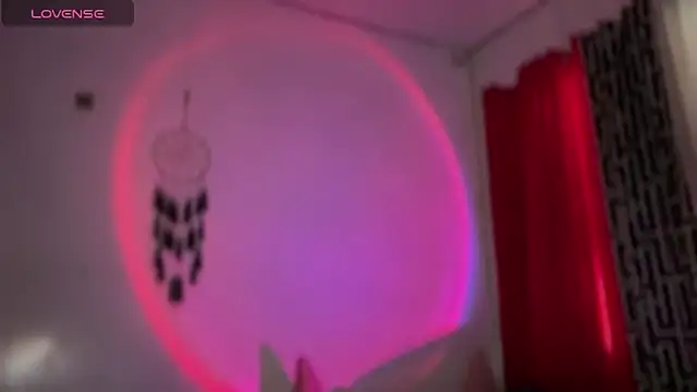 Snapshot of cockprincess_diannaxx chatting on November 26, 2025, 3:07 am cockprincess diannaxx online show from November 26, 2025, 3:07 am