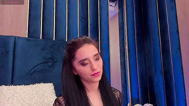 Snapshot of VanessaAngel chatting on January 6, 2025, 6:47 am VanessaAngel online show from January 6, 2025, 6:47 am