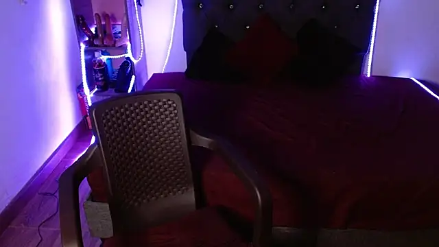 tatiana wd online show from March 1, 2026, 2:13 am