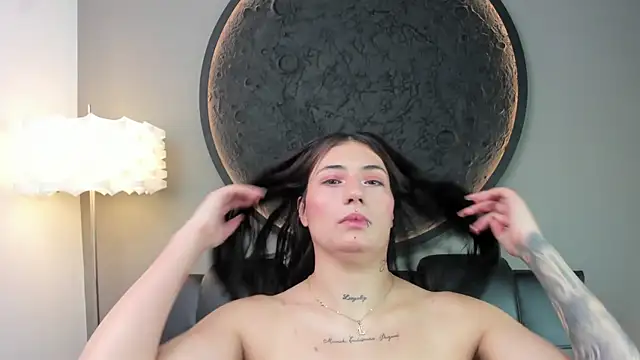 miss sharlotte18 online show from January 25, 2025, 6:02 pm