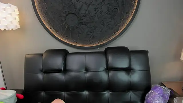 miss sharlotte18 online show from February 25, 2025, 6:09 pm