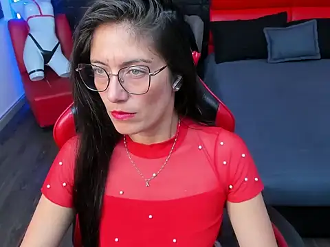 Snapshot of AnnyMilet_ chatting on July 3, 2026, 1:39 pm AnnyMilet online show from July 3, 2026, 1:39 pm