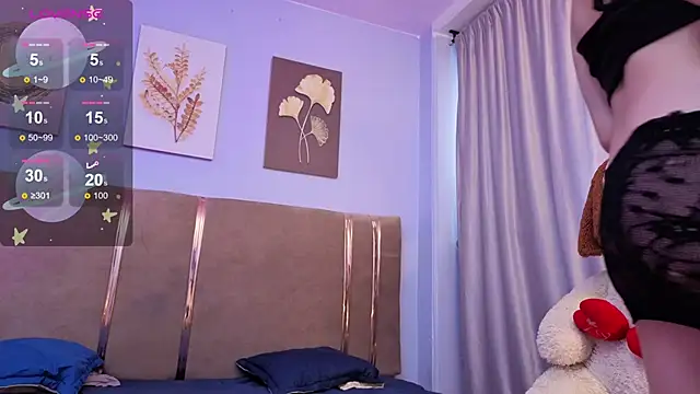 SALOME F0X  online show from May 21, 2026, 8:49 pm