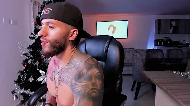 Frank Farrell online show from December 17, 2024, 11:05 pm