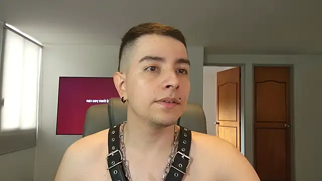 Jhoan saenz online show from October 31, 2025, 7:59 pm