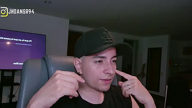 Snapshot of Jhoan_saenz chatting on March 5, 2026, 3:13 am Jhoan saenz online show from March 5, 2026, 3:13 am