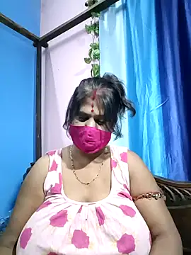 Snapshot of parioo7 chatting on December 6, 2024, 5:44 pm parioo7 online show from December 6, 2024, 5:44 pm