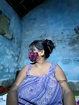 Snapshot of parioo7 chatting on February 5, 2025, 5:53 pm parioo7 online show from February 5, 2025, 5:53 pm