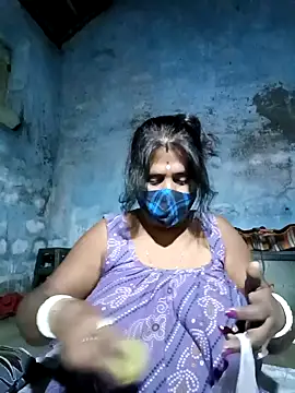 Snapshot of parioo7 chatting on February 17, 2025, 7:53 pm parioo7 online show from February 17, 2025, 7:53 pm