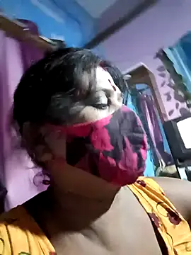 Snapshot of parioo7 chatting on October 9, 2025, 6:39 pm parioo7 online show from October 9, 2025, 6:39 pm