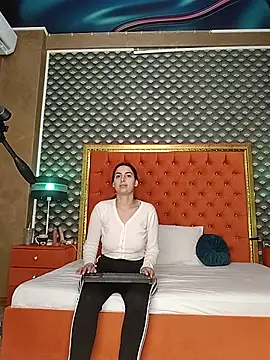 VallerieJones online show from October 30, 2025, 9:15 pm