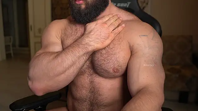 mike0xx online show from October 9, 2025, 1:53 pm