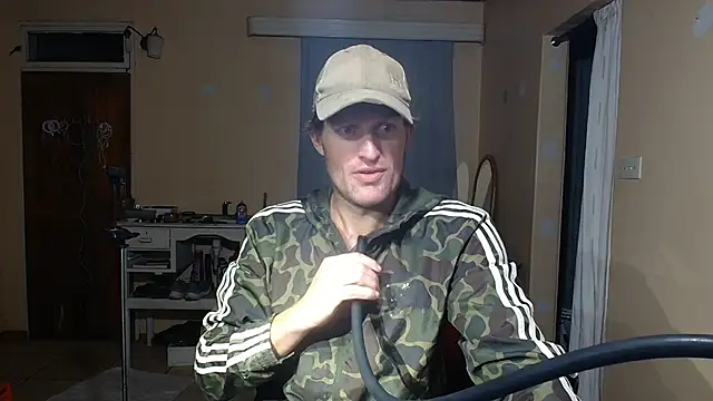 Snapshot of the-billy-blue chatting on June 2, 2026, 10:12 pm the-billy-blue online show from June 2, 2026, 10:12 pm