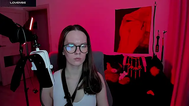 DivineBite online show from April 20, 2026, 6:31 pm