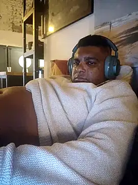 Snapshot of Bandusrilankasexymen chatting on December 22, 2025, 11:13 pm Bandusrilankasexymen online show from December 22, 2025, 11:13 pm