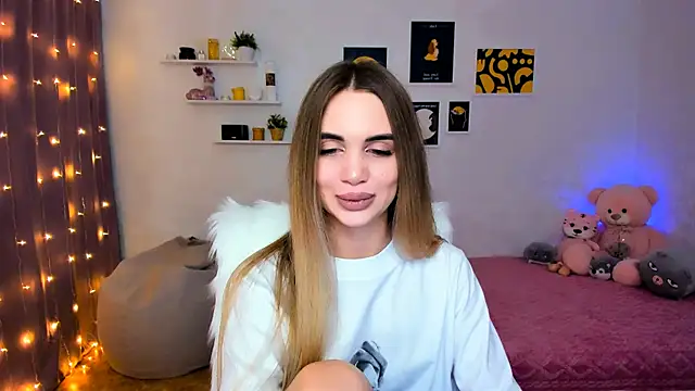 aPieceOfJoy online show from December 16, 2024, 12:48 am