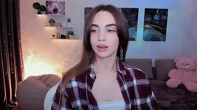 aPieceOfJoy online show from December 2, 2025, 2:39 am