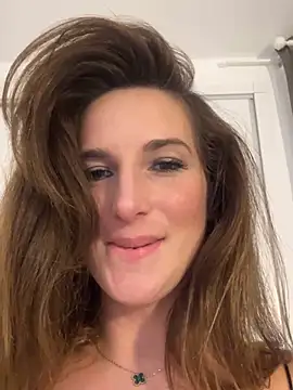 Snapshot of Thescorpionfr chatting on January 18, 2025, 11:33 pm Thescorpionfr online show from January 18, 2025, 11:33 pm