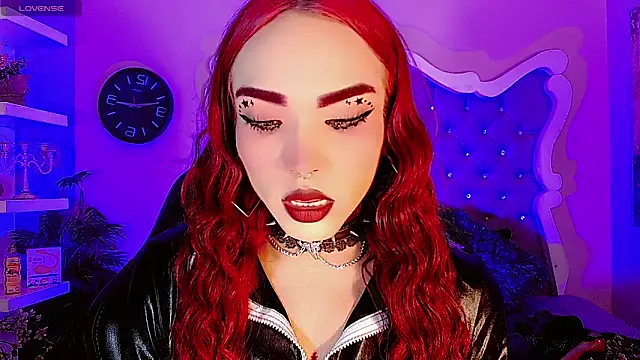 LeyXandrabraz online show from April 12, 2026, 8:25 pm