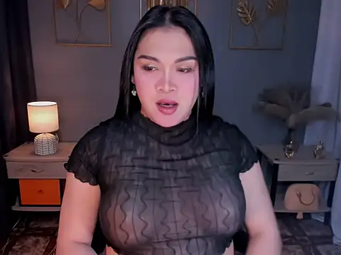 MaxeneCullens online show from September 10, 2025, 7:30 am