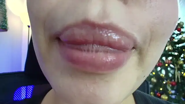 lisbet21x online show from December 20, 2024, 7:28 pm